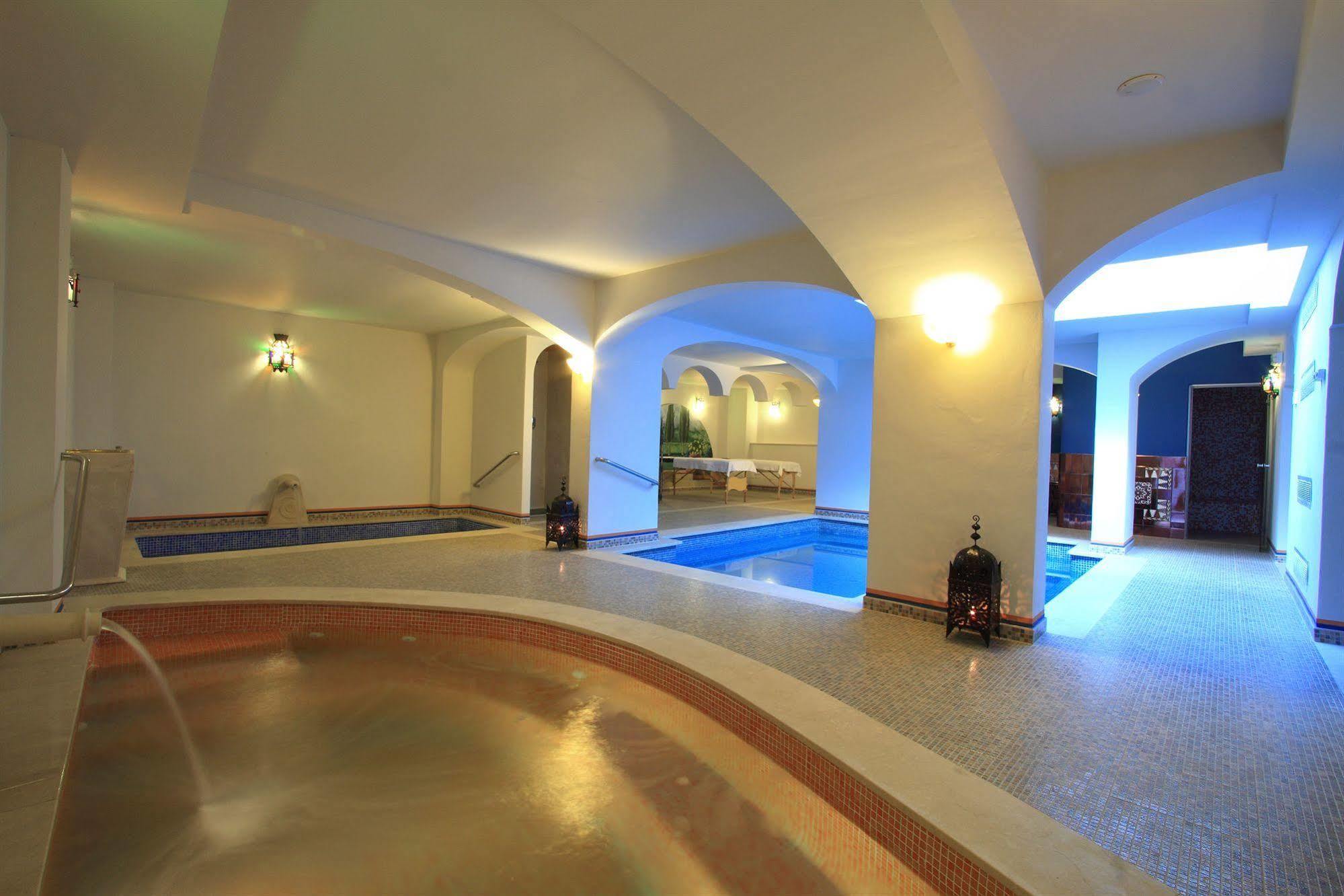 Casa Banos De La Villa ปรีเอโก เด กอร์โดบา ภายนอก รูปภาพ